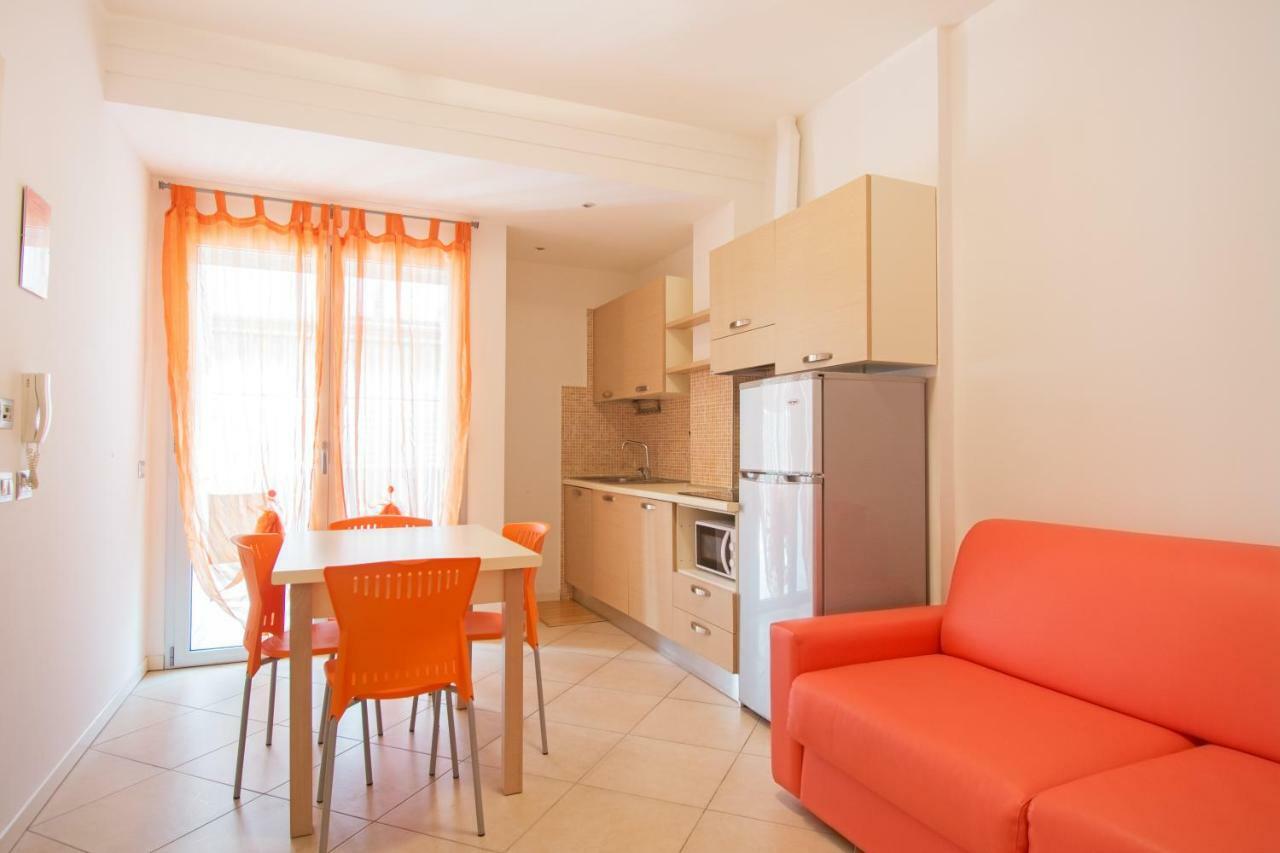 Residence Perla Misano Adriatico Esterno foto