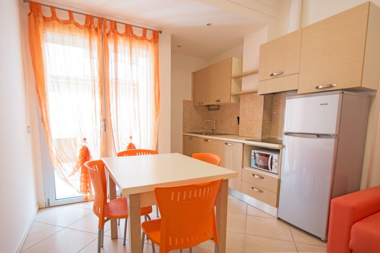 Residence Perla Misano Adriatico Esterno foto
