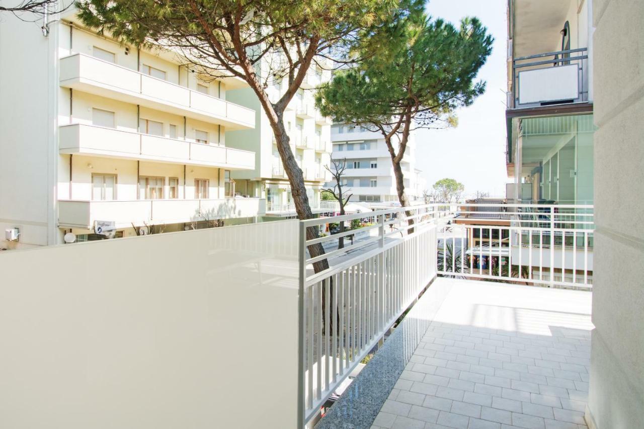 Residence Perla Misano Adriatico Esterno foto